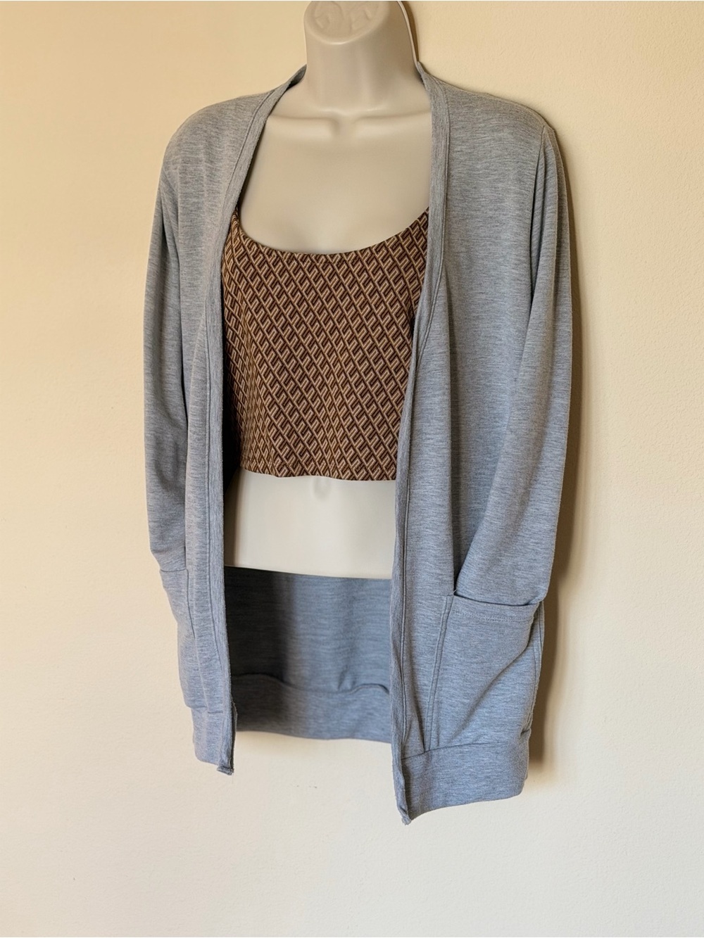 Small Grey Sweater - Picture 8 of 13